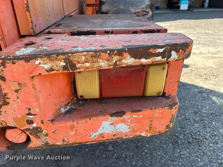 image for item EK0010 2003 Daewoo  Mega 200-III wheel loader