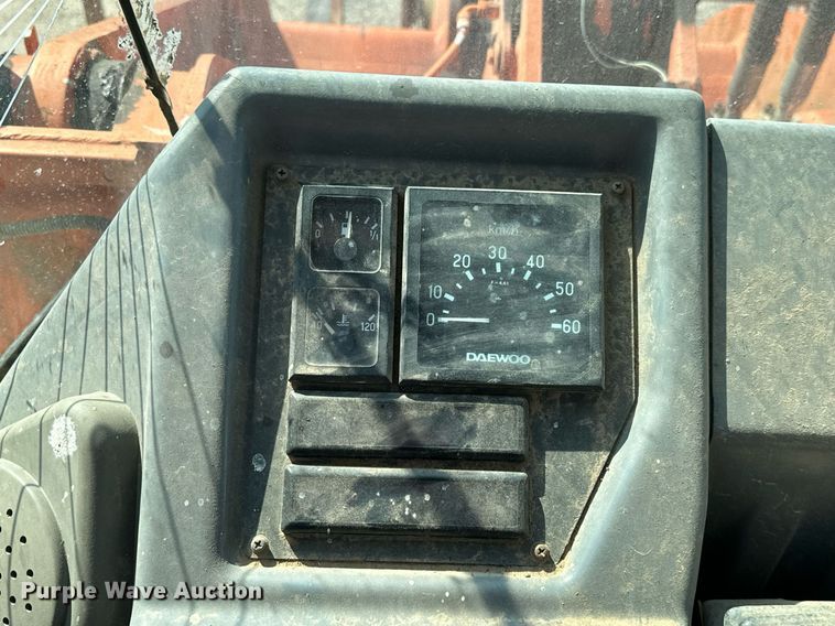 image for item EK0010 2003 Daewoo  Mega 200-III wheel loader