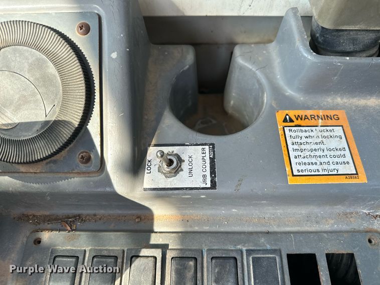 image for item EK0010 2003 Daewoo  Mega 200-III wheel loader