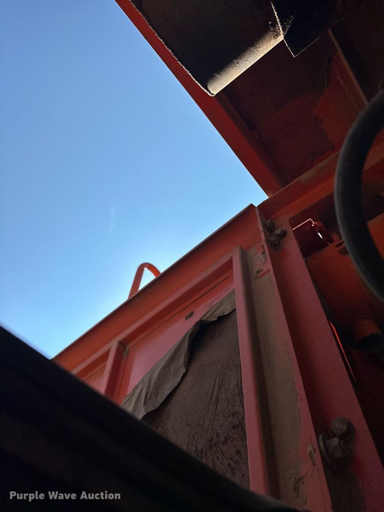 image for item EK0010 2003 Daewoo  Mega 200-III wheel loader