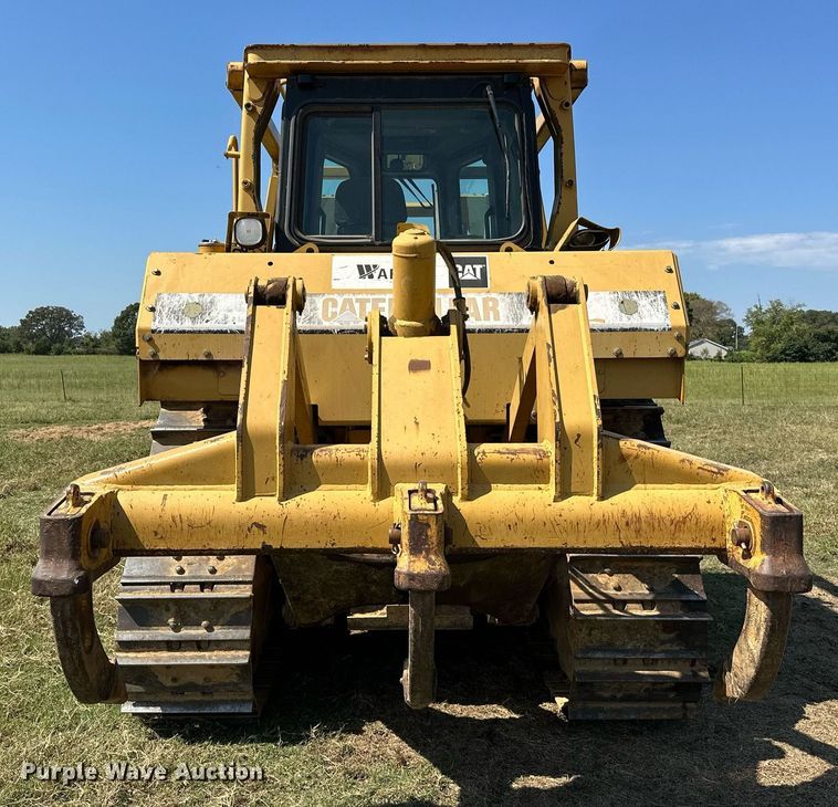 image for item EK0013 2004 Caterpillar  D6R XL dozer