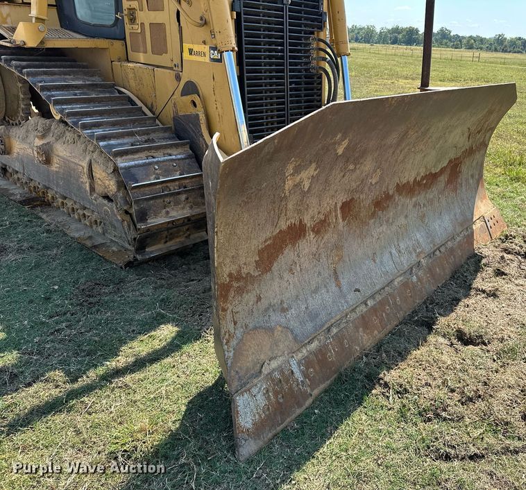 image for item EK0013 2004 Caterpillar  D6R XL dozer