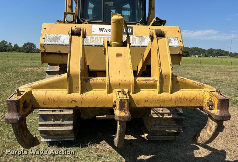 image for item EK0013 2004 Caterpillar  D6R XL dozer