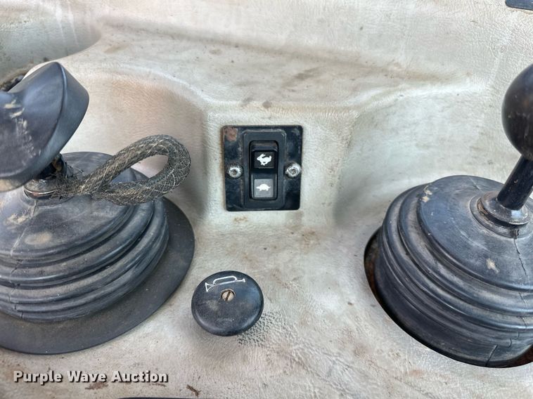 image for item EK0013 2004 Caterpillar  D6R XL dozer