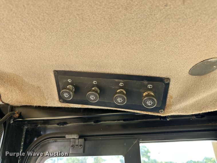 image for item EK0013 2004 Caterpillar  D6R XL dozer