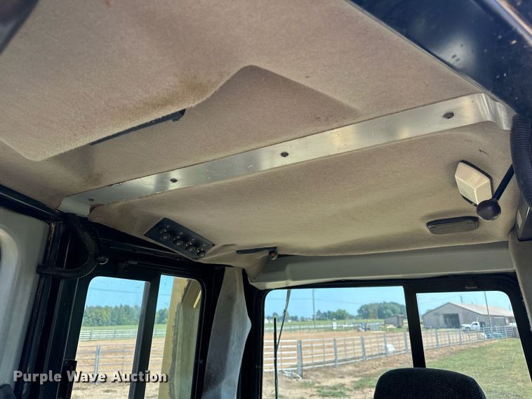 image for item EK0013 2004 Caterpillar  D6R XL dozer