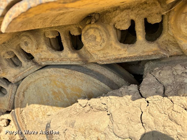 image for item EK0013 2004 Caterpillar  D6R XL dozer