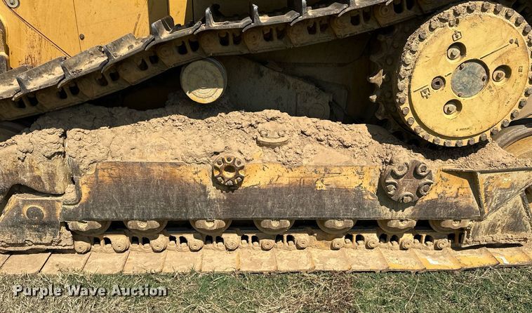 image for item EK0013 2004 Caterpillar  D6R XL dozer