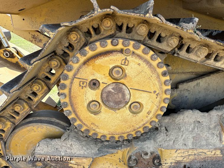 image for item EK0013 2004 Caterpillar  D6R XL dozer