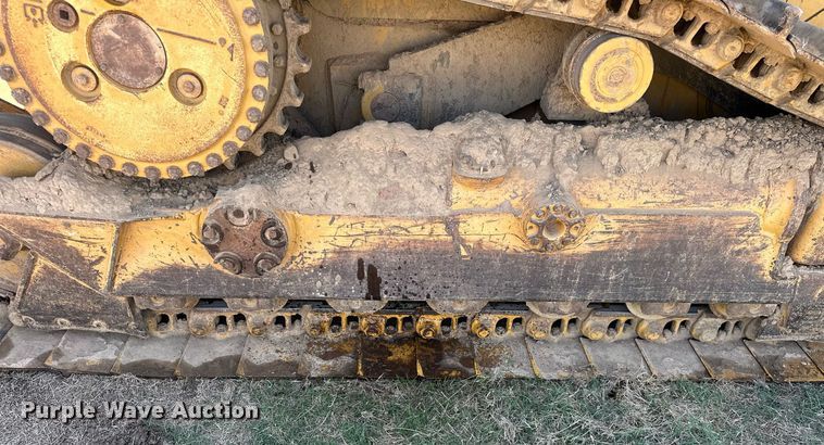 image for item EK0013 2004 Caterpillar  D6R XL dozer