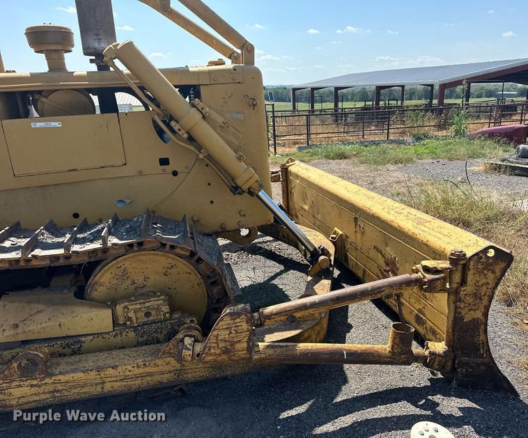 image for item EK0014 1971 Caterpillar  D5 dozer