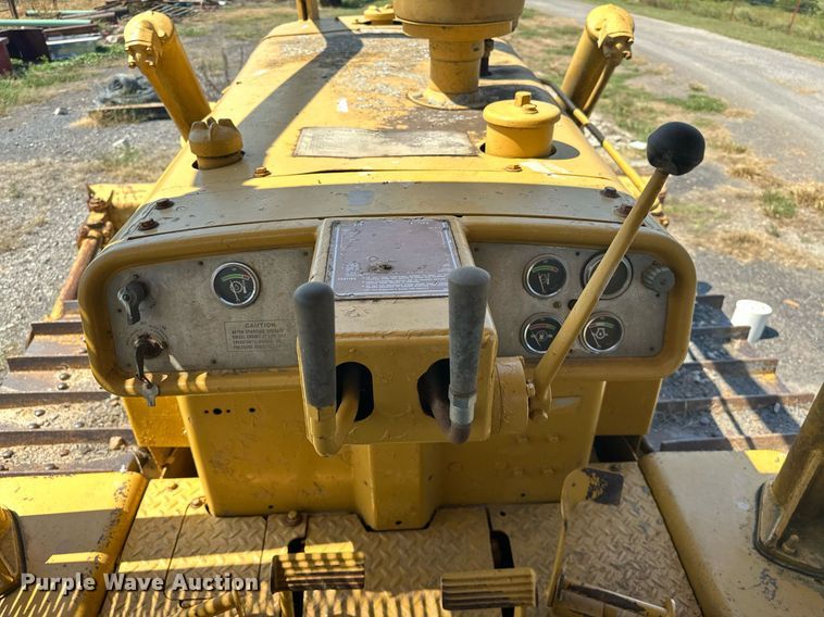 image for item EK0014 1971 Caterpillar  D5 dozer