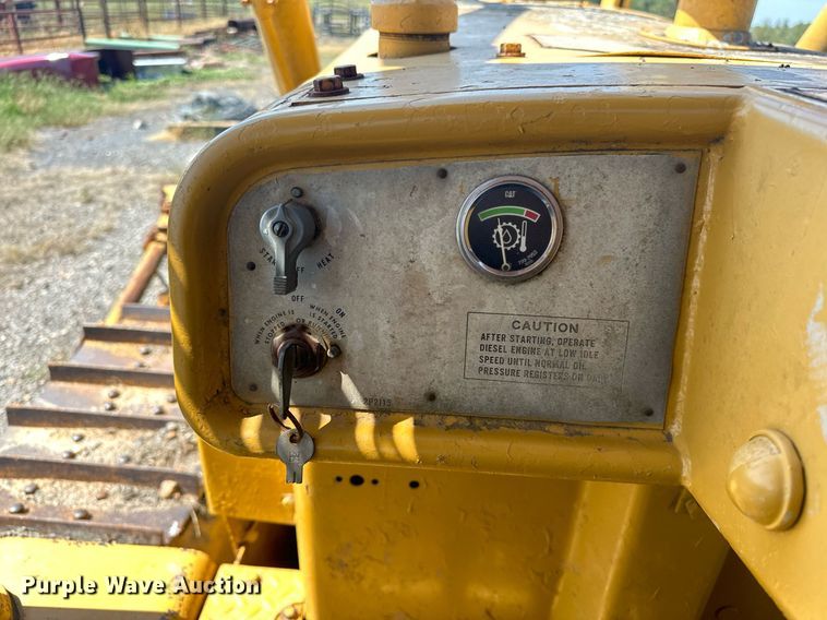 image for item EK0014 1971 Caterpillar  D5 dozer