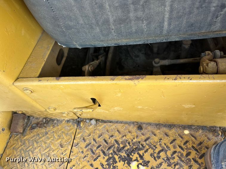 image for item EK0014 1971 Caterpillar  D5 dozer