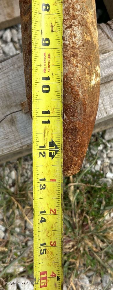 image for item EK3322 Caterpillar B6 breaker