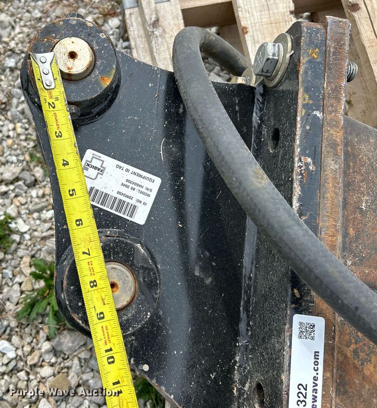 image for item EK3322 Caterpillar B6 breaker