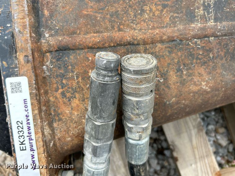 image for item EK3322 Caterpillar B6 breaker