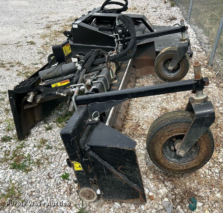 image for item EK3324 2018 Caterpillar  PR184 skid steer box rake 