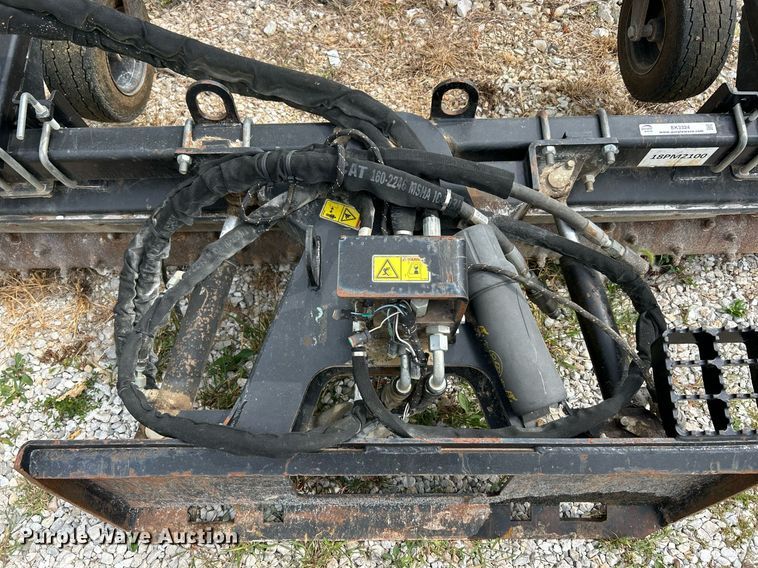 image for item EK3324 2018 Caterpillar  PR184 skid steer box rake 