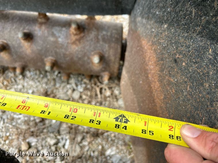 image for item EK3324 2018 Caterpillar  PR184 skid steer box rake 