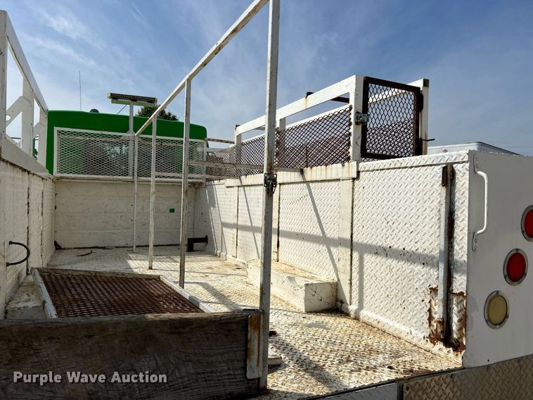 image for item EK3329 2007 Kenworth  T300 utility / service truck