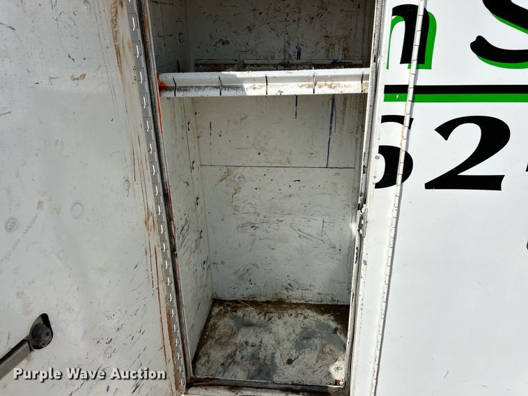 image for item EK3329 2007 Kenworth  T300 utility / service truck