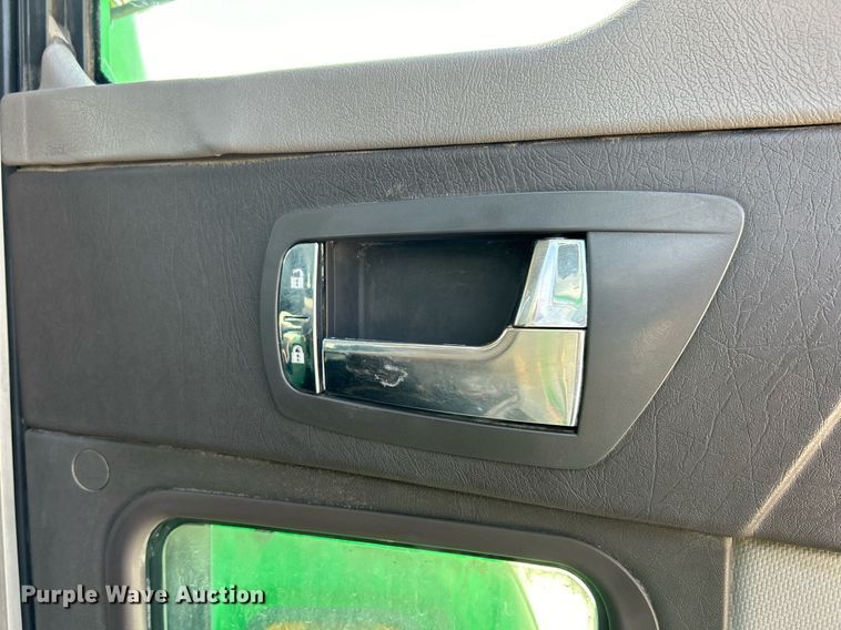 image for item EK3329 2007 Kenworth  T300 utility / service truck