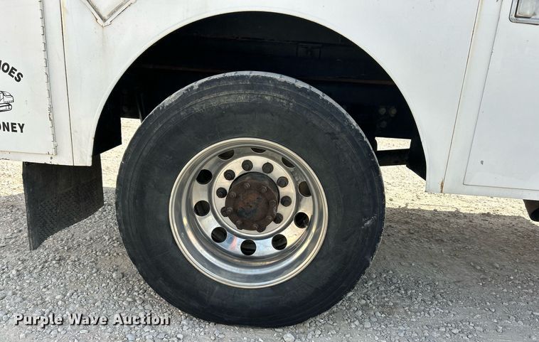 image for item EK3329 2007 Kenworth  T300 utility / service truck