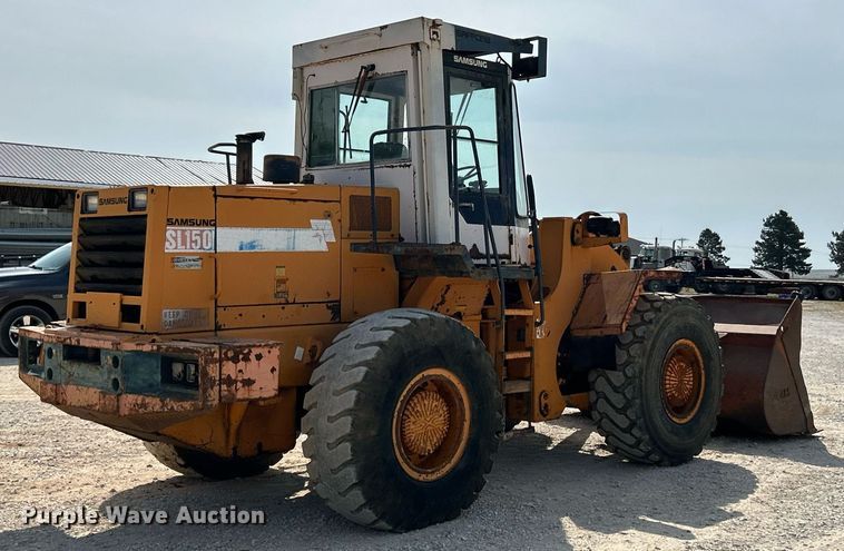 image for item EK3330 1993 Samsung  SL150 wheel loader