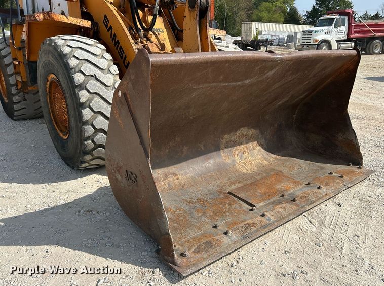 image for item EK3330 1993 Samsung  SL150 wheel loader