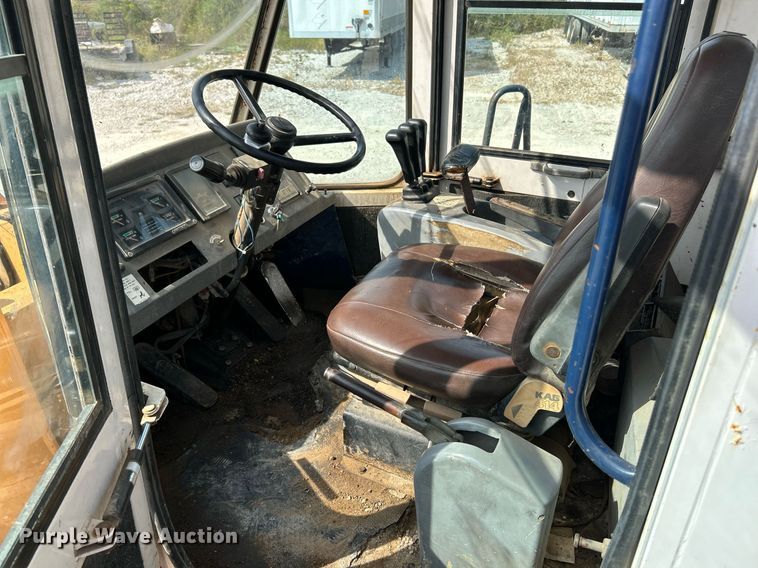 image for item EK3330 1993 Samsung  SL150 wheel loader