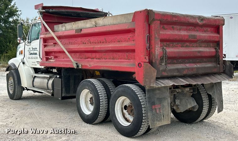 image for item EK3332 1999 Sterling  L9511 dump truck