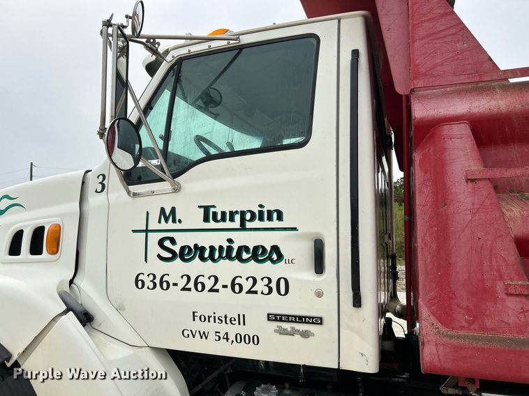 image for item EK3332 1999 Sterling  L9511 dump truck