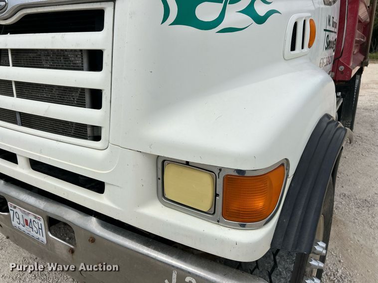 image for item EK3332 1999 Sterling  L9511 dump truck