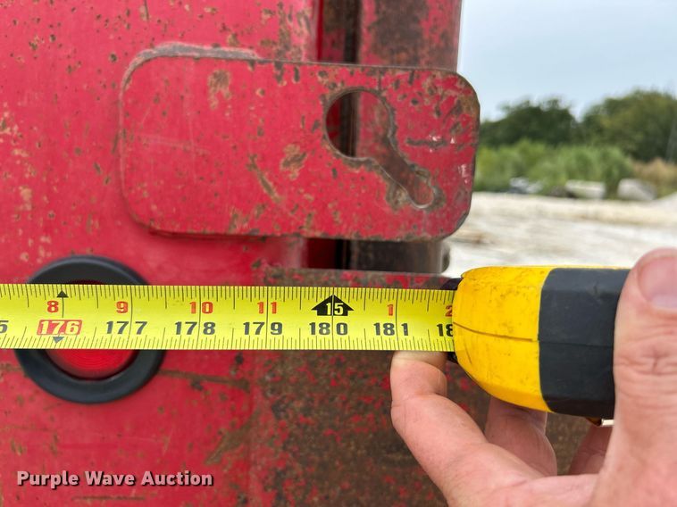 image for item EK3332 1999 Sterling  L9511 dump truck