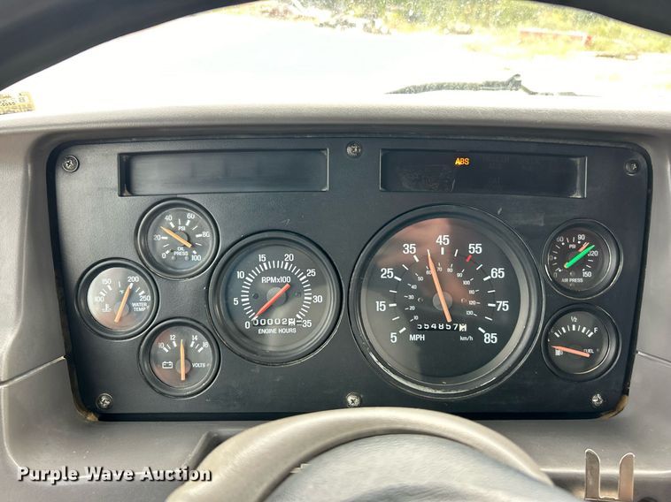 image for item EK3332 1999 Sterling  L9511 dump truck