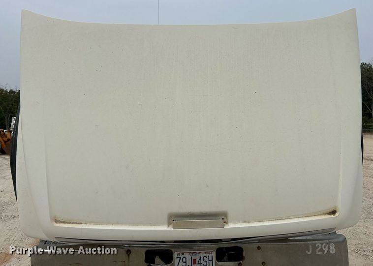 image for item EK3332 1999 Sterling  L9511 dump truck