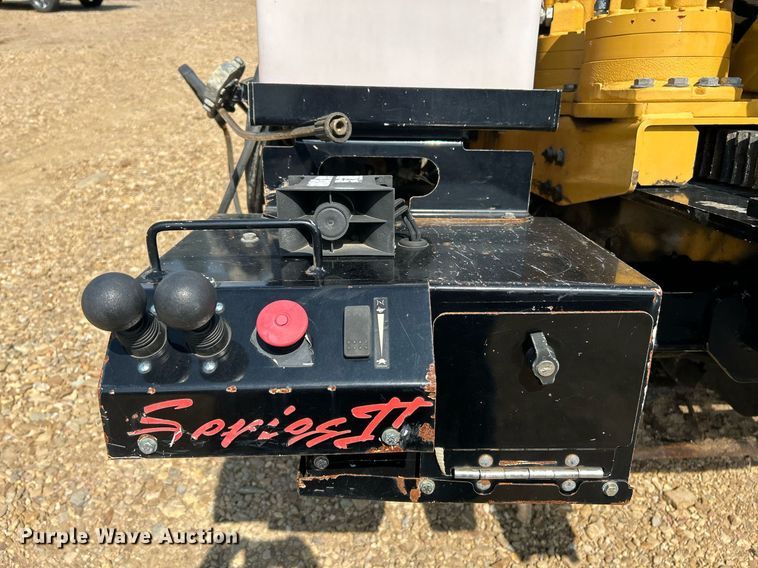 image for item EK3354 2015 Vermeer D24X40II directional boring unit