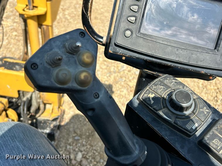 image for item EK3354 2015 Vermeer D24X40II directional boring unit