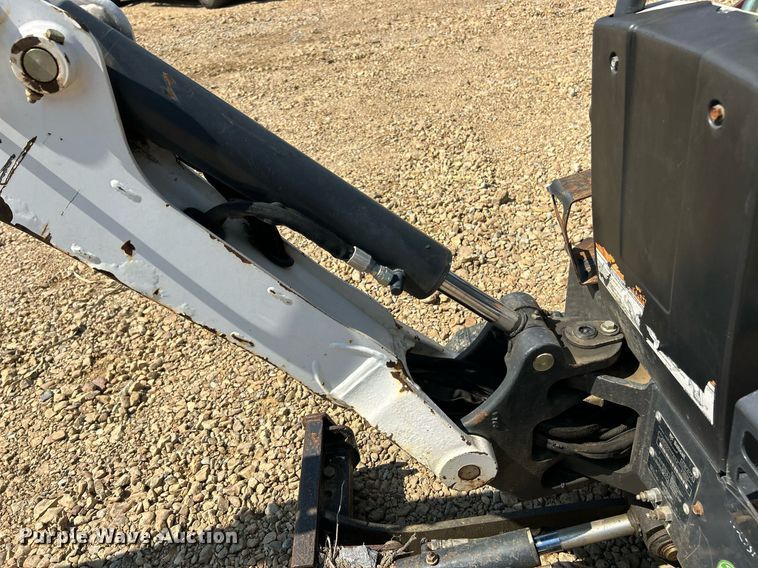 image for item EK3359 2016 Bobcat 418 AA mini excavator