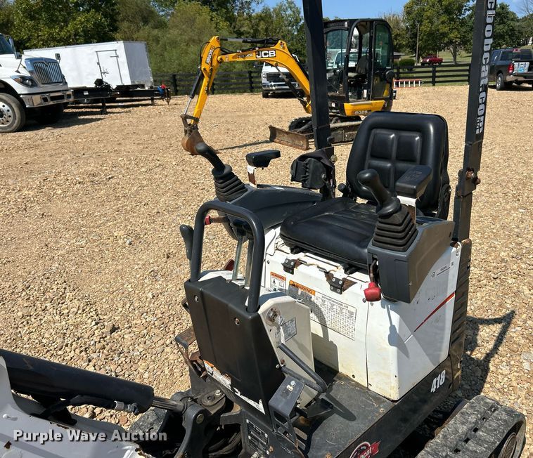 image for item EK3359 2016 Bobcat 418 AA mini excavator