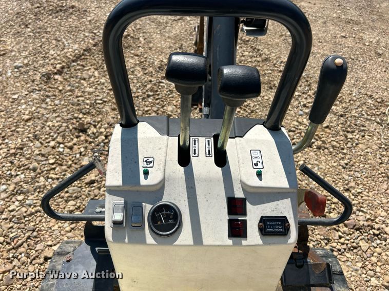 image for item EK3359 2016 Bobcat 418 AA mini excavator