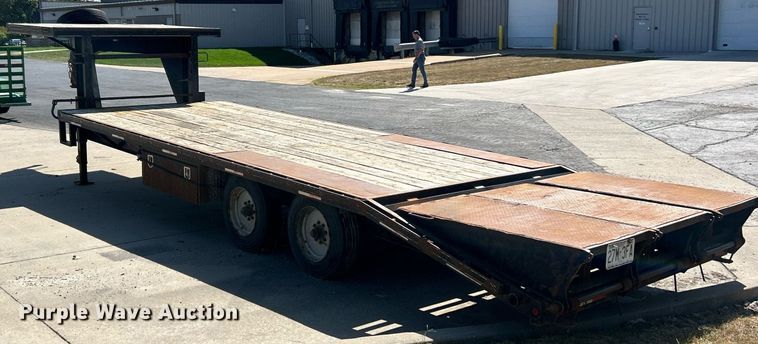 image for item EK3369 2019 Maxwell equipment trailer