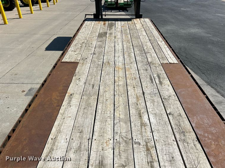 image for item EK3369 2019 Maxwell equipment trailer