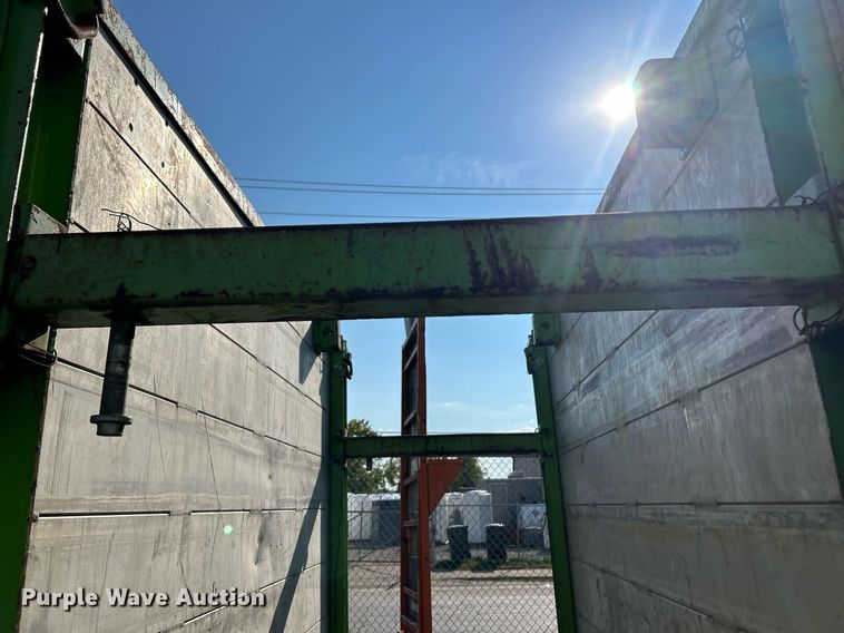 image for item EK3376 Shoring box