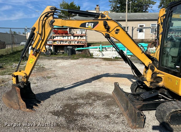 image for item EK3378 2017 Caterpillar  303.5E2 CR mini excavator