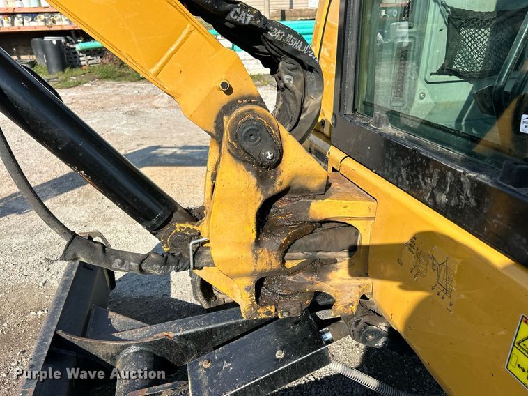 image for item EK3378 2017 Caterpillar  303.5E2 CR mini excavator