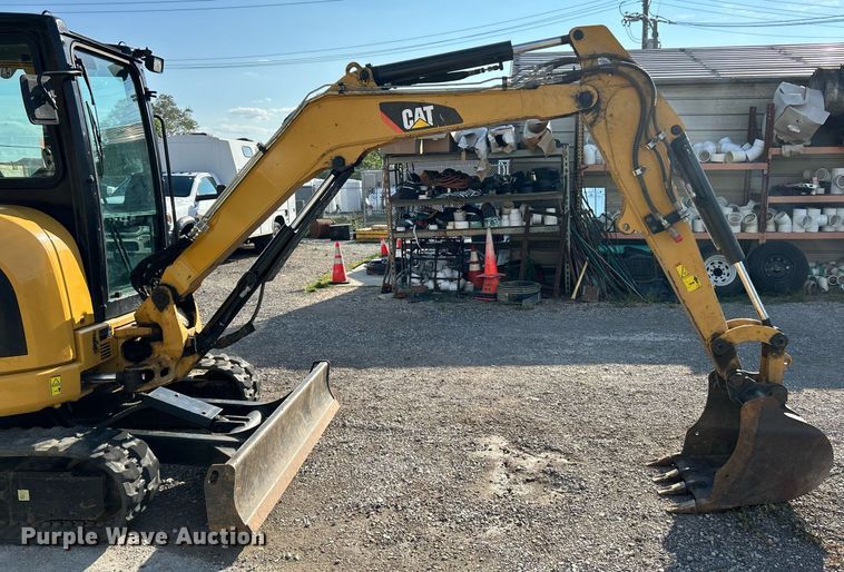 image for item EK3378 2017 Caterpillar  303.5E2 CR mini excavator