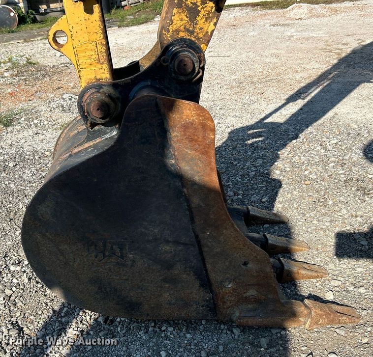 image for item EK3378 2017 Caterpillar  303.5E2 CR mini excavator