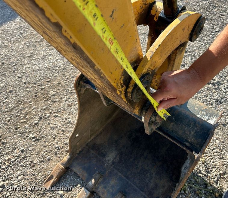 image for item EK3378 2017 Caterpillar  303.5E2 CR mini excavator